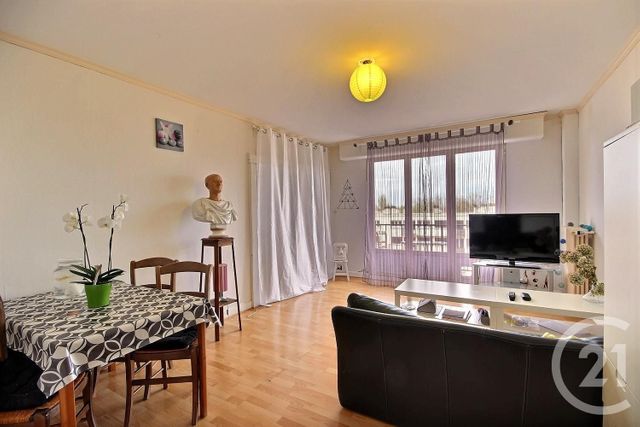 appartement à vendre - 4 pièces - 84.7 m2 - BLOIS - 41 - CENTRE - Century 21 Girault Immobilier appartement à vendre - 4 pièces - 84.7 m2 - BLOIS - 41 - CENTRE - Century 21 Girault Immobilier