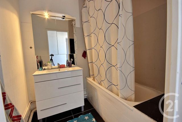 appartement à vendre - 4 pièces - 84.7 m2 - BLOIS - 41 - CENTRE - Century 21 Girault Immobilier appartement à vendre - 4 pièces - 84.7 m2 - BLOIS - 41 - CENTRE - Century 21 Girault Immobilier