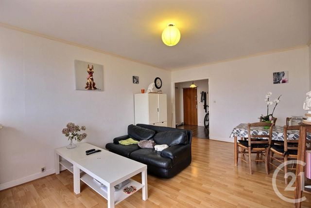 appartement à vendre - 4 pièces - 84.7 m2 - BLOIS - 41 - CENTRE - Century 21 Girault Immobilier appartement à vendre - 4 pièces - 84.7 m2 - BLOIS - 41 - CENTRE - Century 21 Girault Immobilier