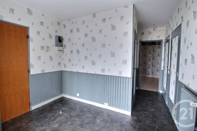 Afficher la photo en grand Appartement F4 à vendre - 4 pièces - 79.09 m2 - BLOIS - 41 - CENTRE - Century 21 Girault Immobilier