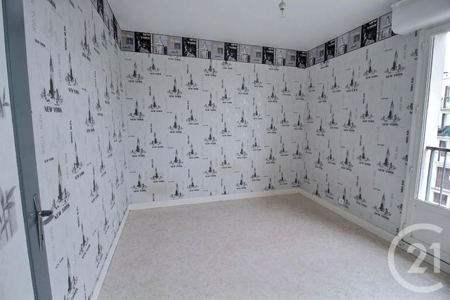Afficher la photo en grand Appartement F4 à vendre - 4 pièces - 79.09 m2 - BLOIS - 41 - CENTRE - Century 21 Girault Immobilier