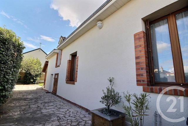 Afficher la photo en grand maison à vendre - 5 pièces - 116.9 m2 - LA CHAUSSEE ST VICTOR - 41 - CENTRE - Century 21 Girault Immobilier