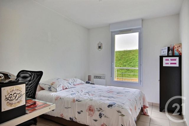 Appartement F2 à vendre - 2 pièces - 42.0 m2 - VENDOME - 41 - CENTRE - Century 21 Girault Immobilier Appartement F2 à vendre - 2 pièces - 42.0 m2 - VENDOME - 41 - CENTRE - Century 21 Girault Immobilier