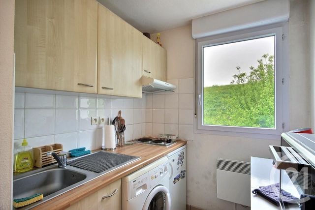 Appartement F2 à vendre - 2 pièces - 42.0 m2 - VENDOME - 41 - CENTRE - Century 21 Girault Immobilier Appartement F2 à vendre - 2 pièces - 42.0 m2 - VENDOME - 41 - CENTRE - Century 21 Girault Immobilier