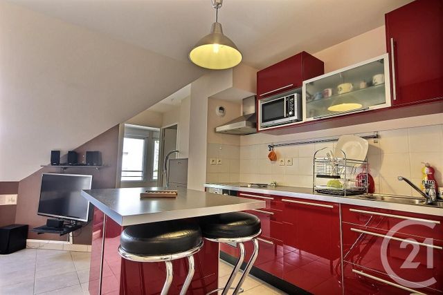Appartement F2 à vendre - 2 pièces - 49.0 m2 - BLOIS - 41 - CENTRE - Century 21 Girault Immobilier Appartement F2 à vendre - 2 pièces - 49.0 m2 - BLOIS - 41 - CENTRE - Century 21 Girault Immobilier
