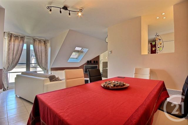 Appartement F2 à vendre - 2 pièces - 49.0 m2 - BLOIS - 41 - CENTRE - Century 21 Girault Immobilier Appartement F2 à vendre - 2 pièces - 49.0 m2 - BLOIS - 41 - CENTRE - Century 21 Girault Immobilier