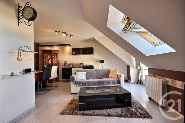 Appartement F2 à vendre - 2 pièces - 49.0 m2 - BLOIS - 41 - CENTRE - Century 21 Girault Immobilier Appartement F2 à vendre - 2 pièces - 49.0 m2 - BLOIS - 41 - CENTRE - Century 21 Girault Immobilier