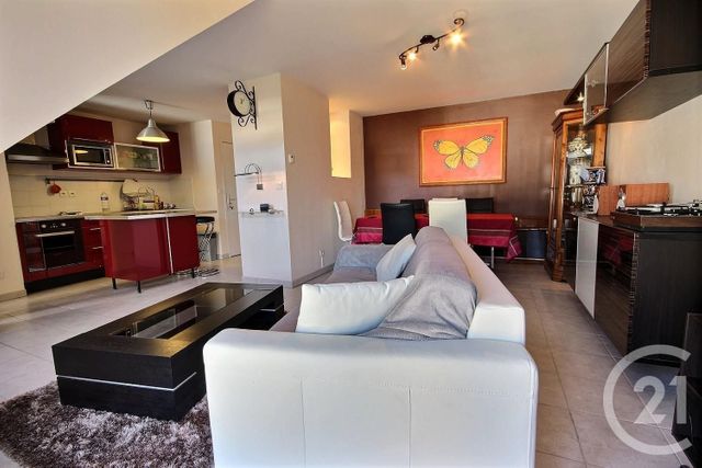 Appartement F2 à vendre - 2 pièces - 49.0 m2 - BLOIS - 41 - CENTRE - Century 21 Girault Immobilier Appartement F2 à vendre - 2 pièces - 49.0 m2 - BLOIS - 41 - CENTRE - Century 21 Girault Immobilier