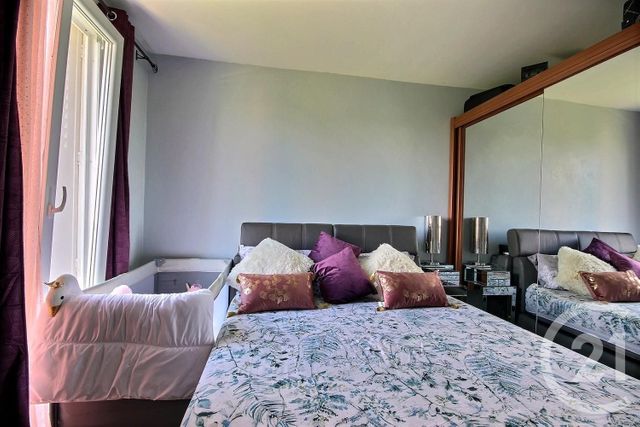 Appartement F4 à vendre - 4 pièces - 72.0 m2 - BLOIS - 41 - CENTRE - Century 21 Girault Immobilier Appartement F4 à vendre - 4 pièces - 72.0 m2 - BLOIS - 41 - CENTRE - Century 21 Girault Immobilier