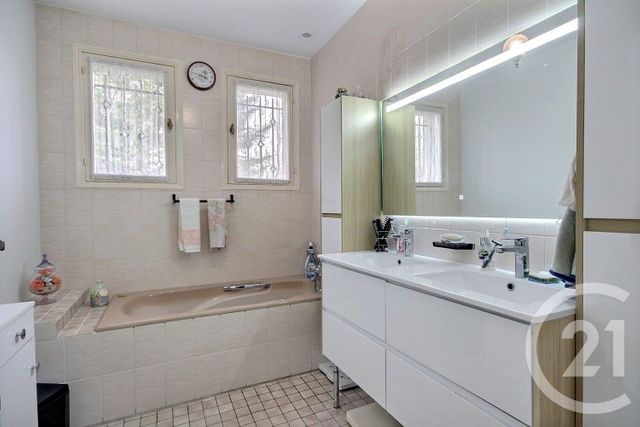 maison à vendre - 5 pièces - 128.0 m2 - CHEVERNY - 41 - CENTRE - Century 21 Girault Immobilier