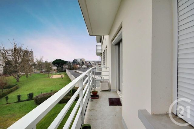 Appartement F3 à louer - 3 pièces - 89.9 m2 - BLOIS - 41 - CENTRE - Century 21 Girault Immobilier