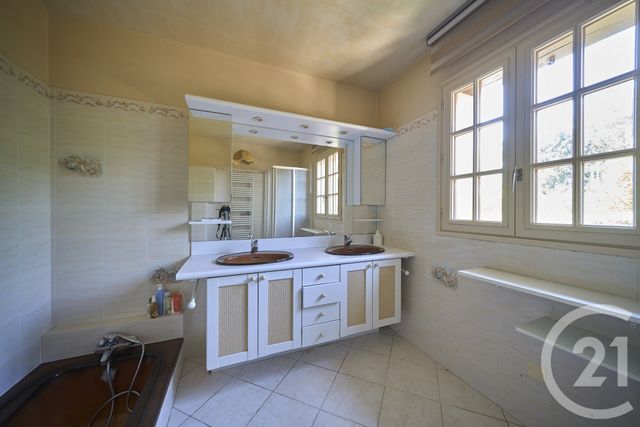 maison à vendre - 5 pièces - 135.0 m2 - ST DENIS SUR LOIRE - 41 - CENTRE - Century 21 Girault Immobilier