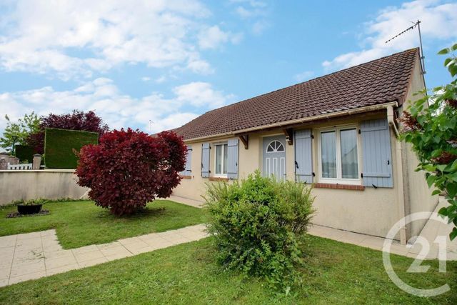 maison à louer - 4 pièces - 76.0 m2 - OUZOUER LE MARCHE - 41 - CENTRE - Century 21 Girault Immobilier