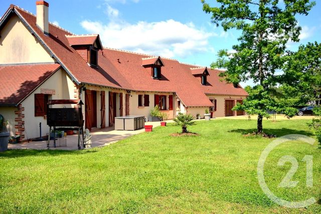 maison à vendre - 7 pièces - 220.0 m2 - VEUZAIN SUR LOIRE - 41 - CENTRE - Century 21 Girault Immobilier