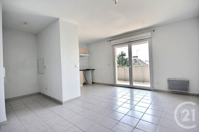 Appartement T3 à vendre - 3 pièces - 55.5 m2 - LA CHAUSSEE ST VICTOR - 41 - CENTRE - Century 21 Girault Immobilier