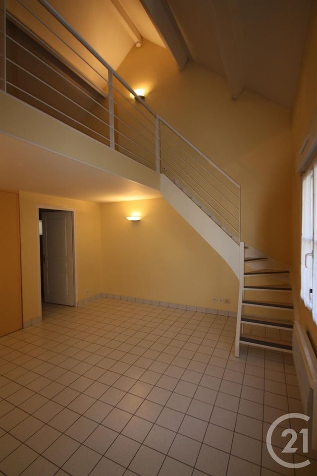 Appartement T1 à louer - 1 pièce - 36.68 m2 - BLOIS - 41 - CENTRE - Century 21 Girault Immobilier