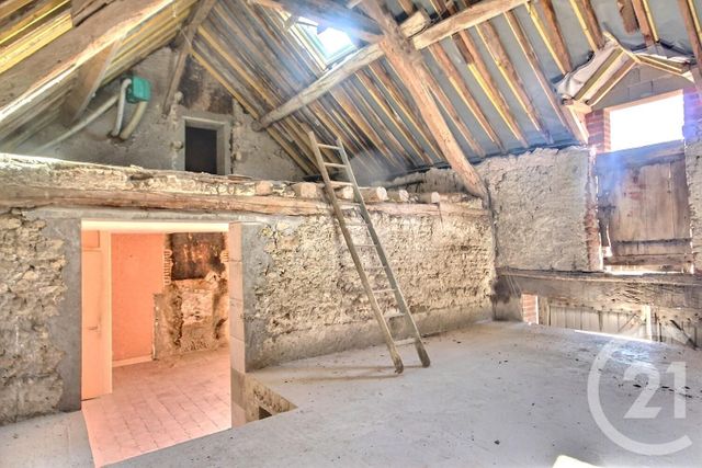 maison à vendre - 8 pièces - 150.0 m2 - HUISSEAU SUR COSSON - 41 - CENTRE - Century 21 Girault Immobilier