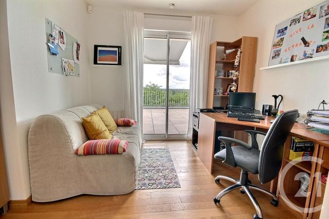 Afficher la photo en grand maison à vendre - 9 pièces - 241.0 m2 - VEUZAIN SUR LOIRE - 41 - CENTRE - Century 21 Girault Immobilier