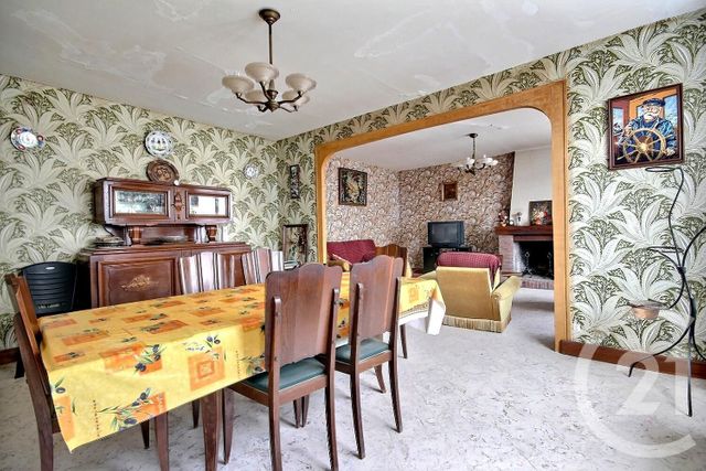 maison à vendre - 6 pièces - 185.0 m2 - COUR SUR LOIRE - 41 - CENTRE - Century 21 Girault Immobilier