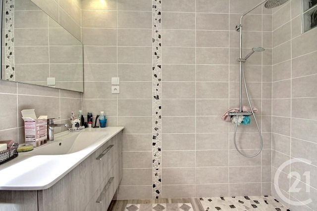 maison à vendre - 5 pièces - 160.0 m2 - CELLETTES - 41 - CENTRE - Century 21 Girault Immobilier