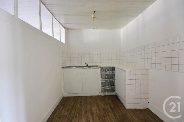 Afficher la photo en grand Appartement F2 à louer - 2 pièces - 49.0 m2 - MER - 41 - CENTRE - Century 21 Girault Immobilier