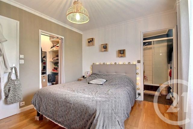 Appartement F4 à vendre - 4 pièces - 94.0 m2 - BLOIS - 41 - CENTRE - Century 21 Girault Immobilier