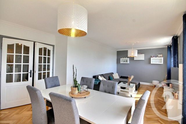 Appartement F4 à vendre - 4 pièces - 94.0 m2 - BLOIS - 41 - CENTRE - Century 21 Girault Immobilier