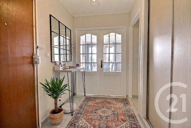 Appartement F4 à vendre - 4 pièces - 94.0 m2 - BLOIS - 41 - CENTRE - Century 21 Girault Immobilier