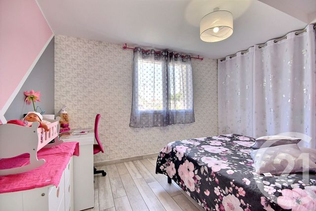 maison à vendre - 4 pièces - 139.0 m2 - ST CLAUDE DE DIRAY - 41 - CENTRE - Century 21 Girault Immobilier