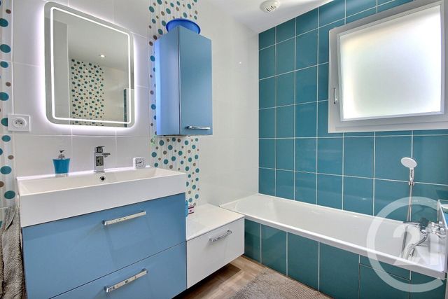 maison à vendre - 4 pièces - 139.0 m2 - ST CLAUDE DE DIRAY - 41 - CENTRE - Century 21 Girault Immobilier