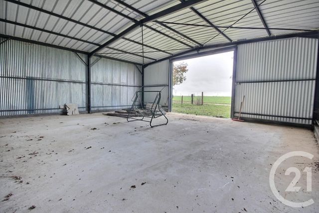 Afficher la photo en grand parking à vendre - 120.0 m2 - VILLERBON - 41 - CENTRE - Century 21 Girault Immobilier