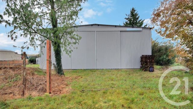 Afficher la photo en grand parking à vendre - 120.0 m2 - VILLERBON - 41 - CENTRE - Century 21 Girault Immobilier