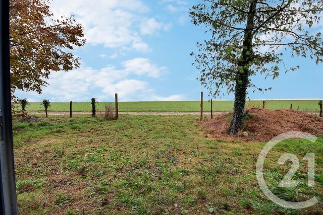 Afficher la photo en grand parking à vendre - 120.0 m2 - VILLERBON - 41 - CENTRE - Century 21 Girault Immobilier