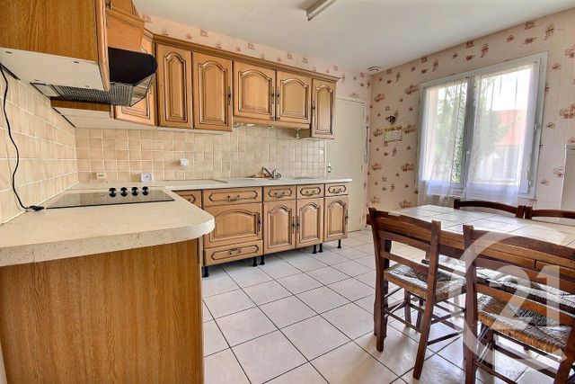 maison à vendre - 3 pièces - 73.0 m2 - LA CHAUSSEE ST VICTOR - 41 - CENTRE - Century 21 Girault Immobilier