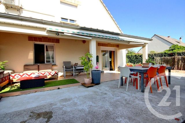 maison à vendre - 7 pièces - 201.0 m2 - VILLEBAROU - 41 - CENTRE - Century 21 Girault Immobilier