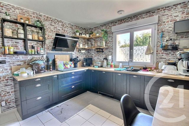 maison à vendre - 7 pièces - 201.0 m2 - VILLEBAROU - 41 - CENTRE - Century 21 Girault Immobilier