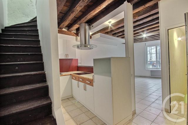 Appartement F3 à louer - 3 pièces - 74.0 m2 - MER - 41 - CENTRE - Century 21 Girault Immobilier