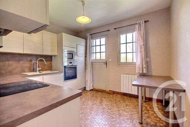 maison à vendre - 5 pièces - 100.0 m2 - VALLOIRE SUR CISSE - 41 - CENTRE - Century 21 Girault Immobilier