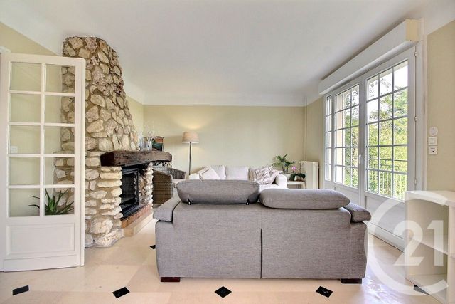 maison à vendre - 7 pièces - 240.0 m2 - LA CHAUSSEE ST VICTOR - 41 - CENTRE - Century 21 Girault Immobilier