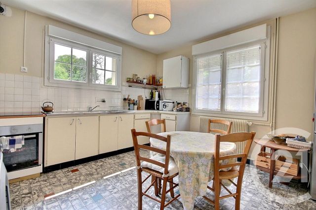 maison à vendre - 7 pièces - 240.0 m2 - LA CHAUSSEE ST VICTOR - 41 - CENTRE - Century 21 Girault Immobilier