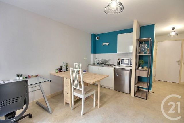 Appartement Studio à louer - 1 pièce - 25.27 m2 - BLOIS - 41 - CENTRE - Century 21 Girault Immobilier