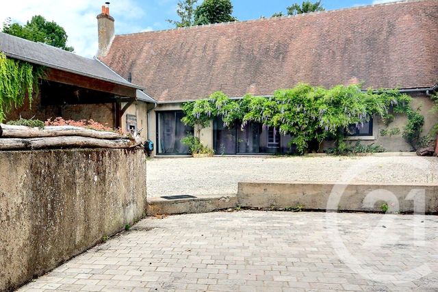 Afficher la photo en grand maison à vendre - 8 pièces - 328.0 m2 - COUR CHEVERNY - 41 - CENTRE - Century 21 Girault Immobilier