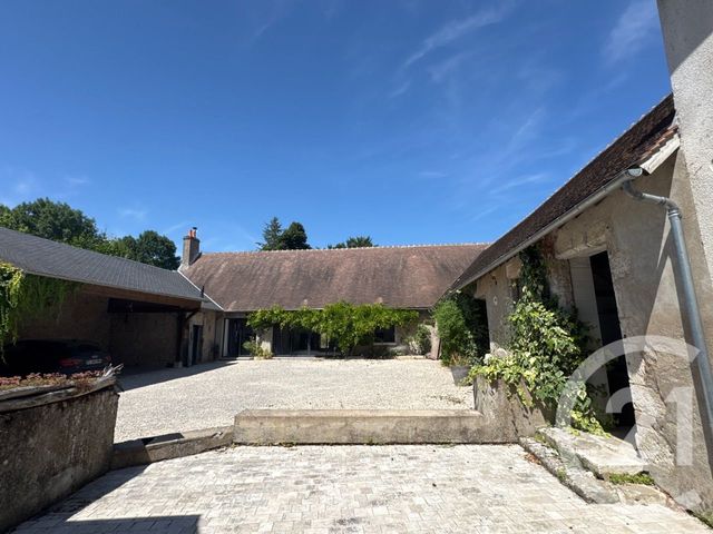 maison à vendre - 8 pièces - 328.0 m2 - COUR CHEVERNY - 41 - CENTRE - Century 21 Girault Immobilier