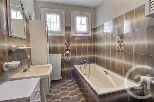 maison à louer - 4 pièces - 91.0 m2 - TALCY - 41 - CENTRE - Century 21 Girault Immobilier