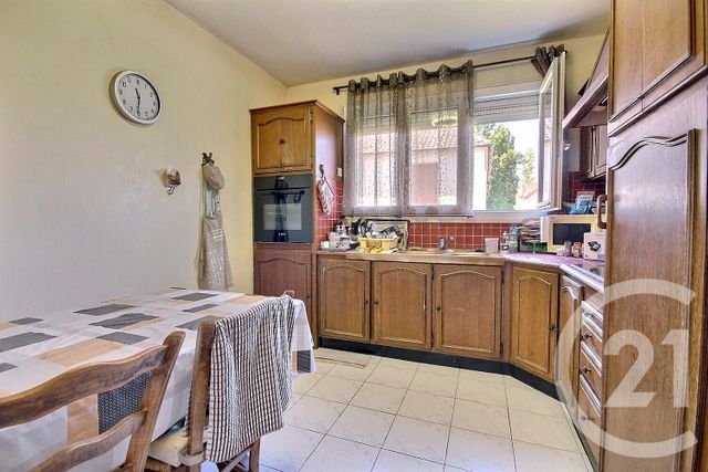 maison à vendre - 5 pièces - 101.0 m2 - LA CHAUSSEE ST VICTOR - 41 - CENTRE - Century 21 Girault Immobilier