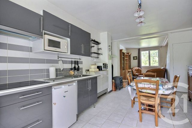 maison à louer - 2 pièces - 37.0 m2 - COURBOUZON - 41 - CENTRE - Century 21 Girault Immobilier