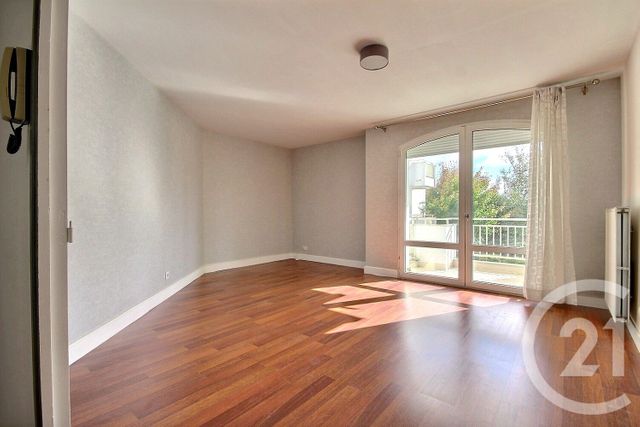 Appartement F3 à vendre - 3 pièces - 76.34 m2 - BLOIS - 41 - CENTRE - Century 21 Girault Immobilier