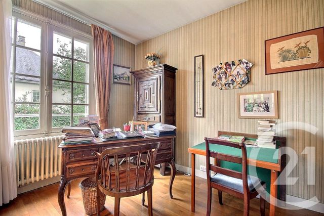 maison à vendre - 9 pièces - 184.0 m2 - LA CHAUSSEE ST VICTOR - 41 - CENTRE - Century 21 Girault Immobilier