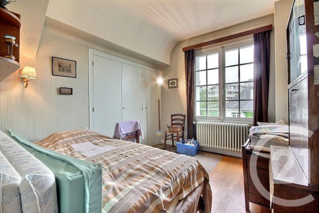 maison à vendre - 9 pièces - 184.0 m2 - LA CHAUSSEE ST VICTOR - 41 - CENTRE - Century 21 Girault Immobilier