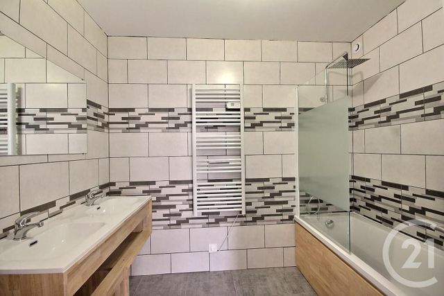 maison à louer - 5 pièces - 142.24 m2 - MER - 41 - CENTRE - Century 21 Girault Immobilier